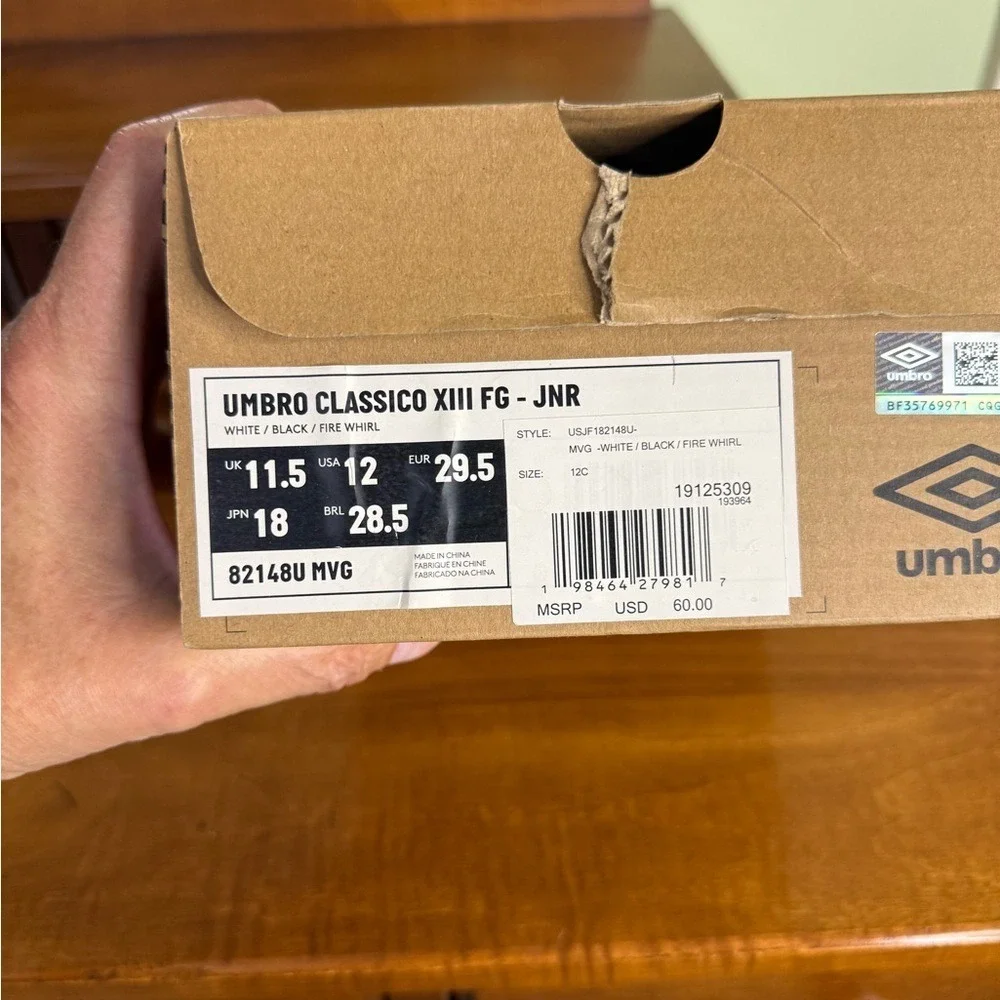 NEW Umbro Classico youth kids soccer cleats size 12 C boy girl unisex athletic